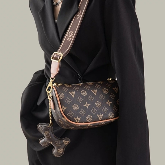 NEW Brown purse handbag dog keychain and dust bag Crossbody Discounted Shipping - Picture 4 of 12